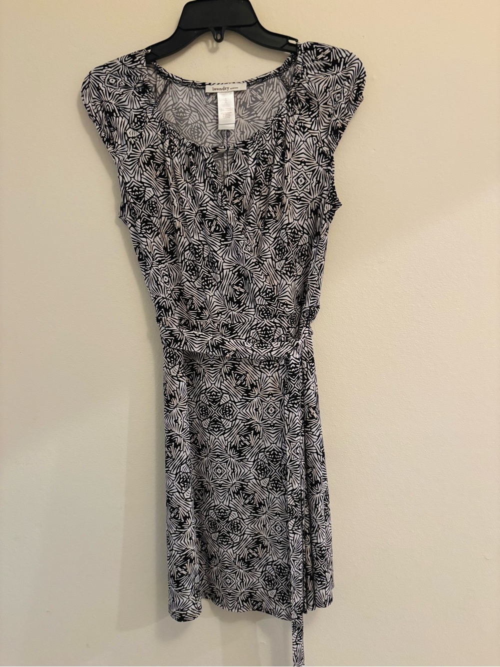 Laundry by Design Black and White Cap Sleeve Mini Dress